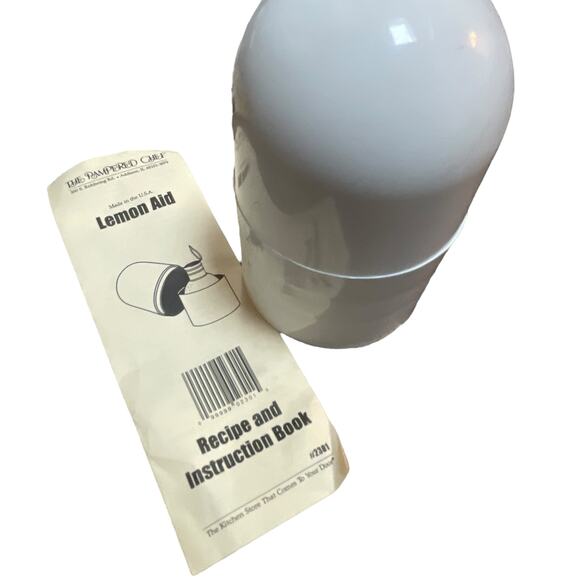Pampered Chef Lemon Aid Juice Extractor Pour Spout Storage Kitchen Gadget 2301 - Picture 4 of 11